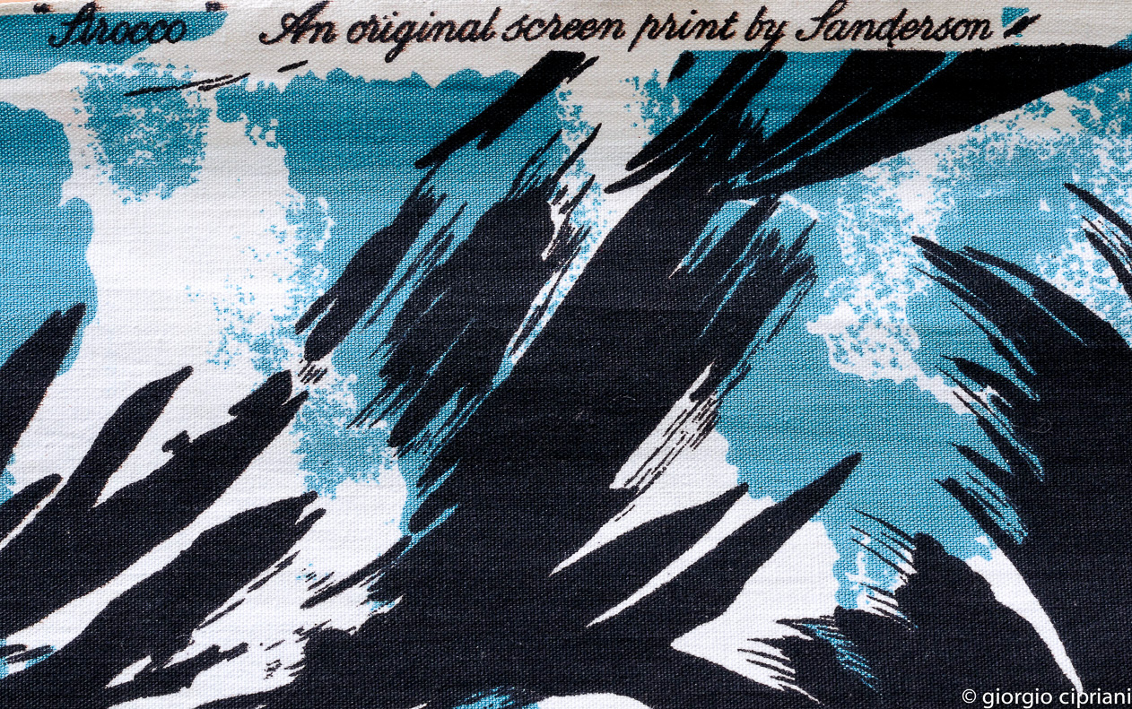 Stampa serigrafica originale con motivi astratti in blu e nero su sfondo bianco, firmata 'Anarco' di Sanderson.